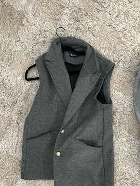 Zara Gray Sleeveless Wool-Blend Blazer Vest